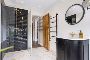 Photo 34- click for photo gallery